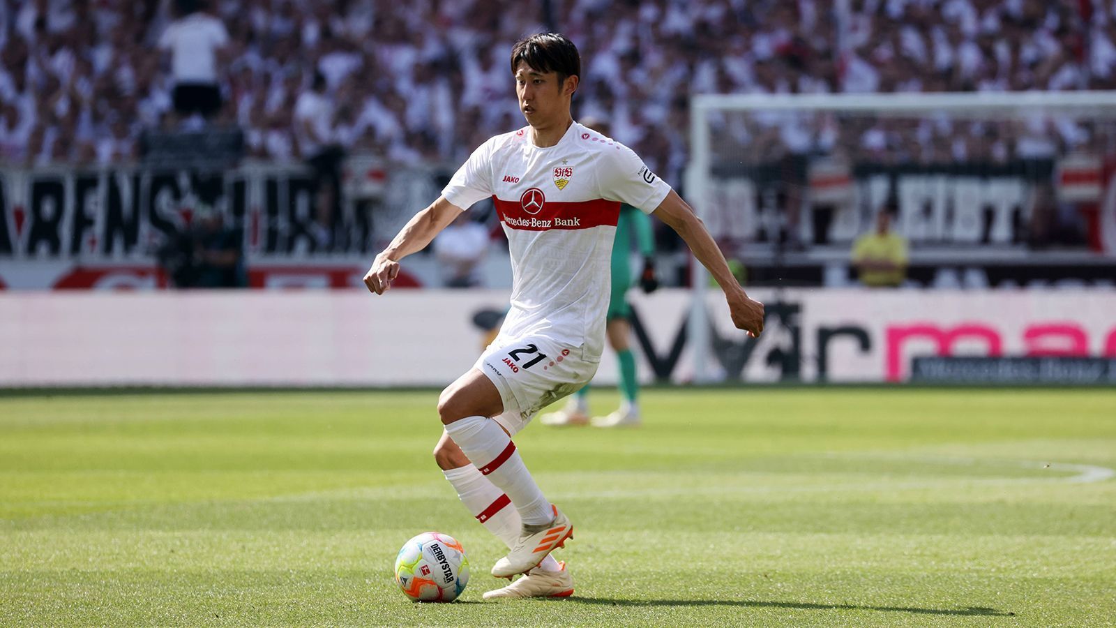 
                <strong>Hiroki Ito (VfB Stuttgart) </strong><br>
                Im für einen Verteidiger besten Sinne unauffällig. Verrichtet zuverlässig seinen Dienst in der Dreierkette. ran-Note: 3
              