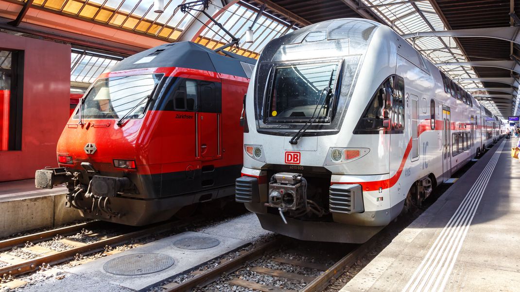 Die Deutsche Bahn (DB) liegt in puncto Pünktlichkeit nicht gleichauf mit der Schweiz. Es&nbsp; gilt, noch einiges zu verbessern. (Symbolbild)