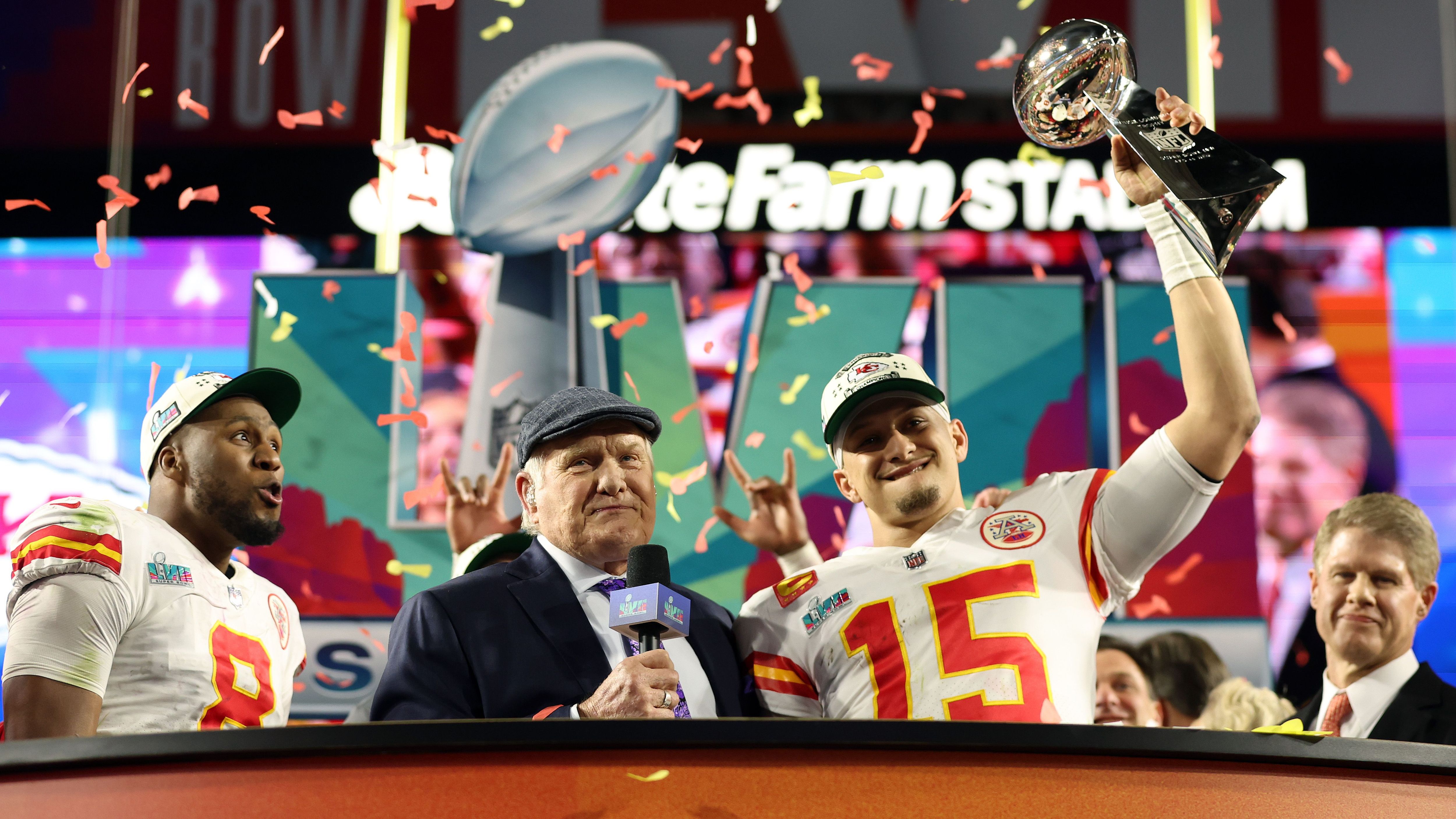 <strong>Rematch des Super Bowl 2023 </strong><br>Letztmals trafen beide Teams im Februar aufeinander - und zwar im Super Bowl. In einem spektakulären Spiel setzten sich die Chiefs in Glendale mit 38:35 durch. Nun kommt es erneut zum Kräftemessen, dieses Mal allerdings im Arrowhead Stadium der Chiefs.