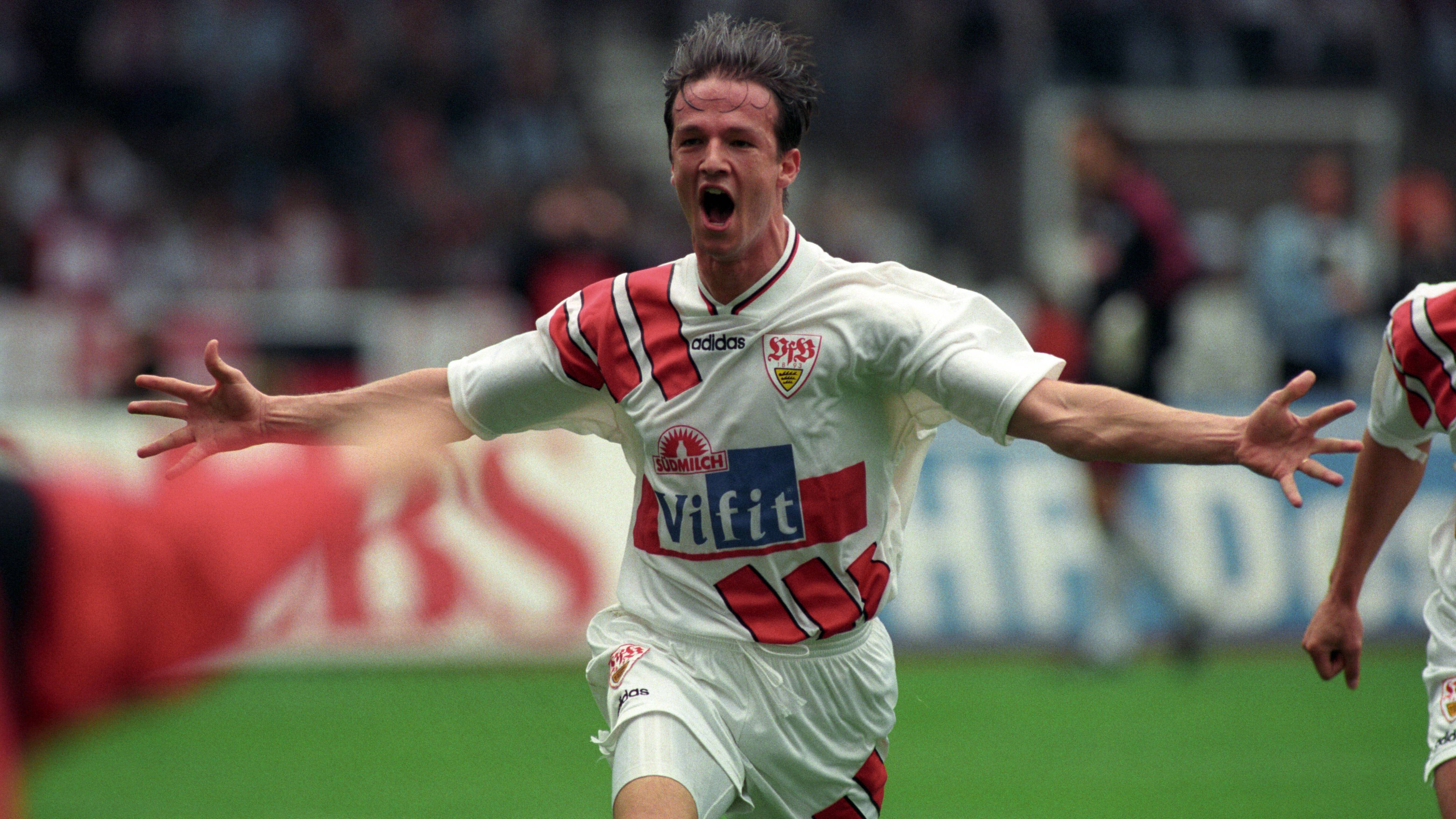 
                <strong>14. Fredi Bobic (VfB Stuttgart)</strong><br>
                Alter: 24 Jahre und 201 TageSaison: 1995/1996Tore: 17
              