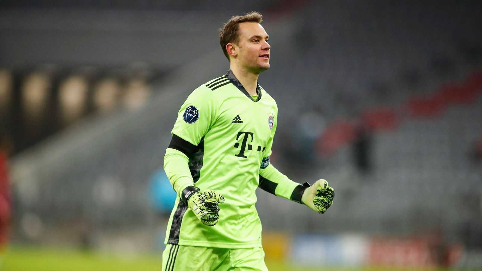 
                <strong>Torwart: Manuel Neuer (FC Bayern München)</strong><br>
                In einer ungefährdeten Gruppenphase des FC Bayern München war Manuel Neuer der gewohnt sichere Rückhalt. Nach dem lockeren 4:0-Auftaktsieg über Atlético Madrid taten sich die Bayern in Moskau schwer. Neuer bewahrte seine Mannschaft beim Stand von 1:1 mehrfach vor dem Rückstand. Auch beim spektakulären 6:2-Sieg bei RB Salzburg war Neuer in den brenzligen Situationen zur Stelle. Im Rückspiel bei Atlético konnte der 34-Jähirge nach dem vorzeitigen Erreichen der K.o.-Phase seinem Ersatzmann Alexander Nübel das Tor überlassen.
              