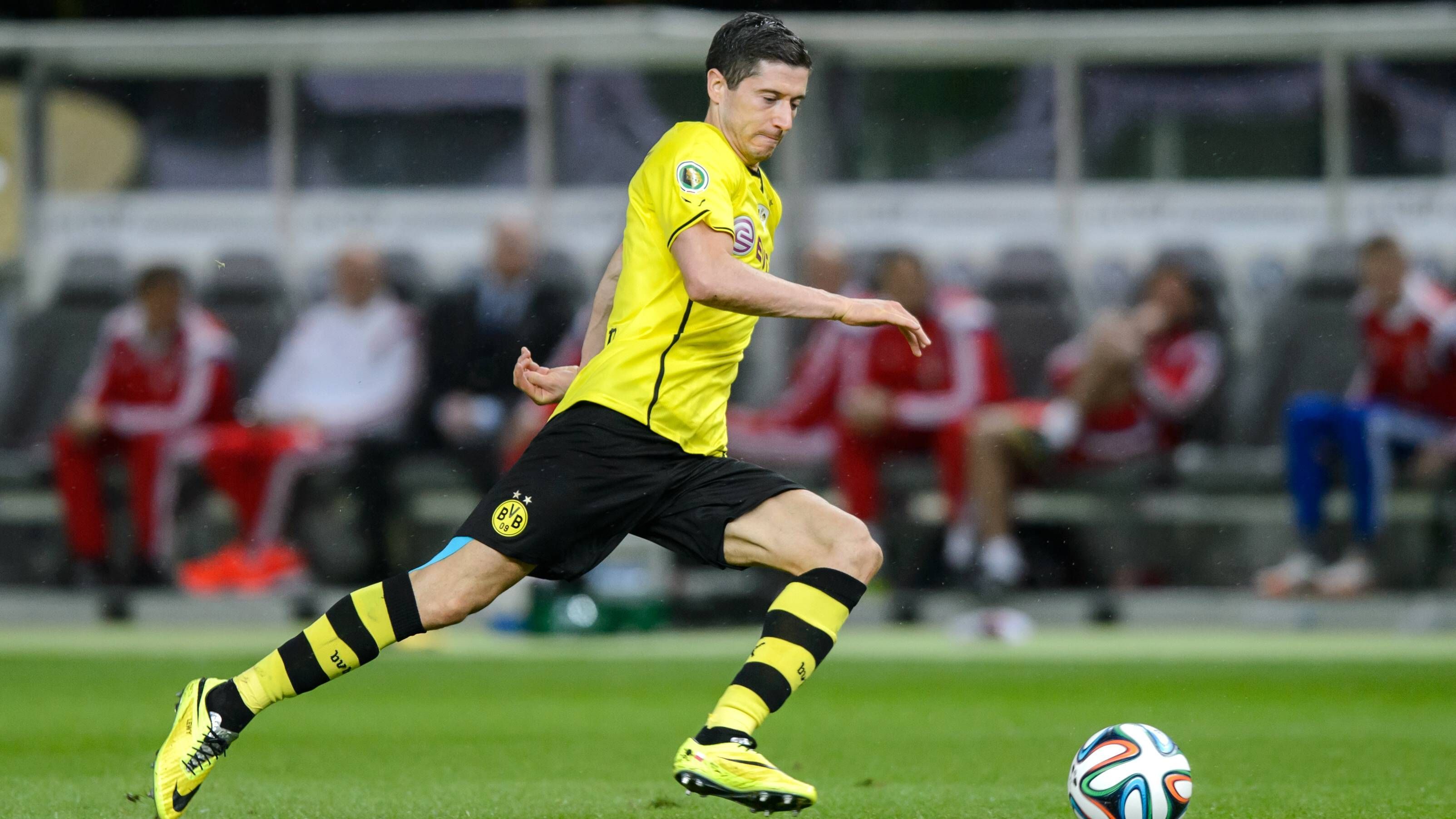 <strong>Saison 2013/14: Robert Lewandowski</strong><br>Klub: Borussia Dortmund<br>Tore: 20