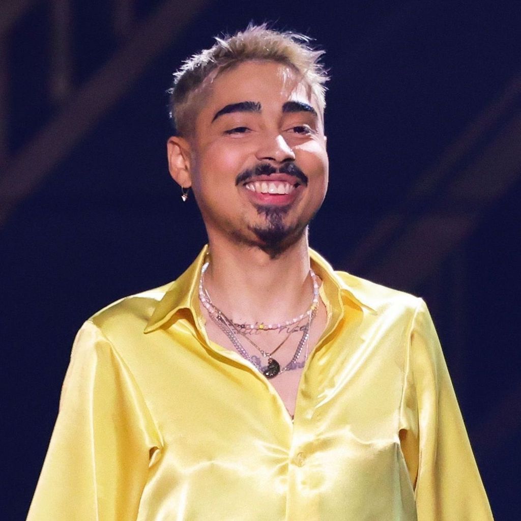 Comedian Tony Bauer und sein Rucksack – das steckt  darin?