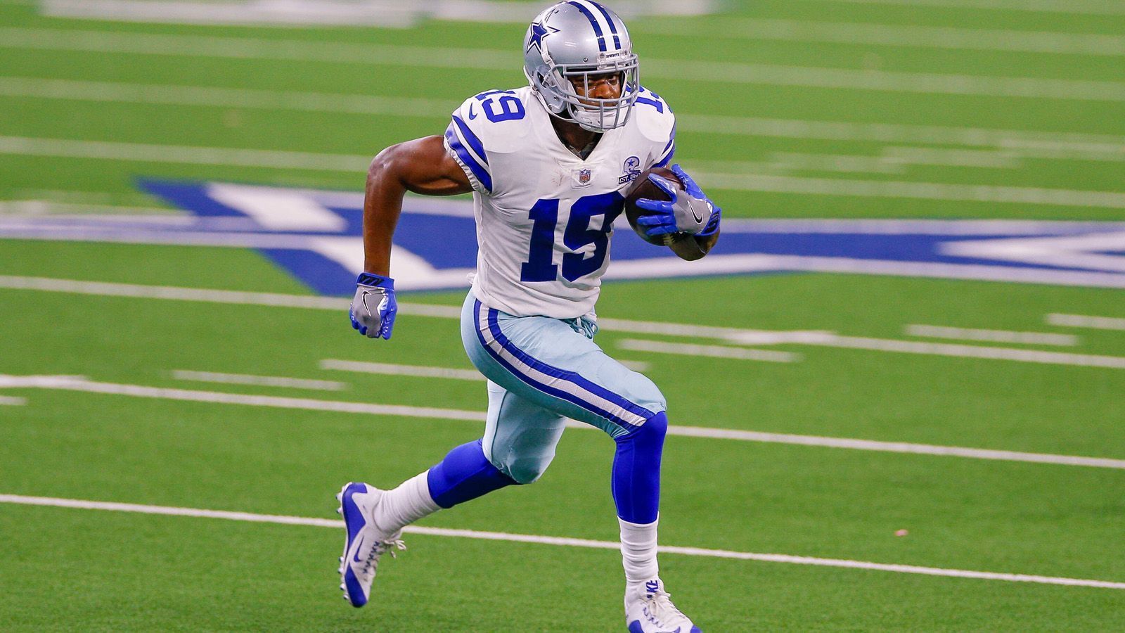 
                <strong>Platz 8: Amari Cooper (Dallas Cowboys)</strong><br>
                Spielstärke: 92
              