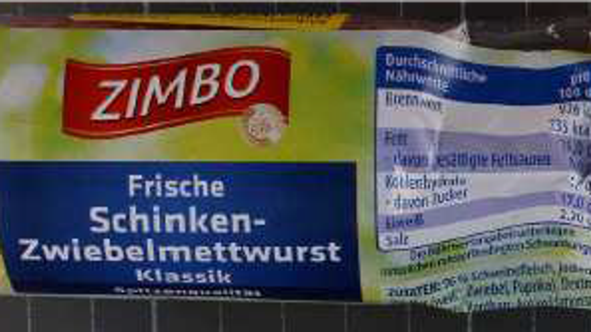 Von dieser Schinken-Zwiebelmettwurst sollten man besser die Finger lassen.