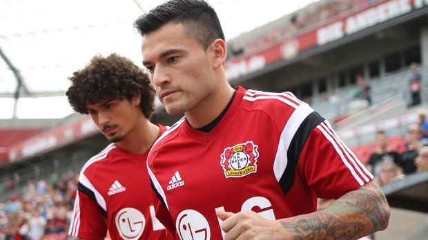 
                <strong>Charles Aranguiz (Bayer 04 Leverkusen) - Elfmeter-Stärke 88.</strong><br>
                Charles Aranguiz (Bayer 04 Leverkusen) - Elfmeter-Stärke 88.
              