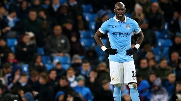 
                <strong>Abwehr: Eliaquim Mangala</strong><br>
                Eliaquim Mangala: Hatte mit Campbell zunächst wenig Probleme, sein schwaches Anspiel auf Fernandinho leitete aber das 0:2 ein. Wirkte dann vorn der Rolle. ran-Note: 5
              