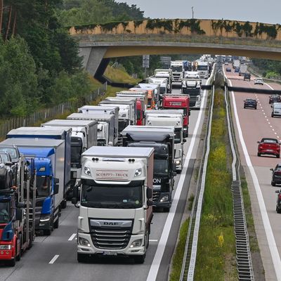 110 Kilometer Stau in Italien wegen Tag der Deutschen Einheit