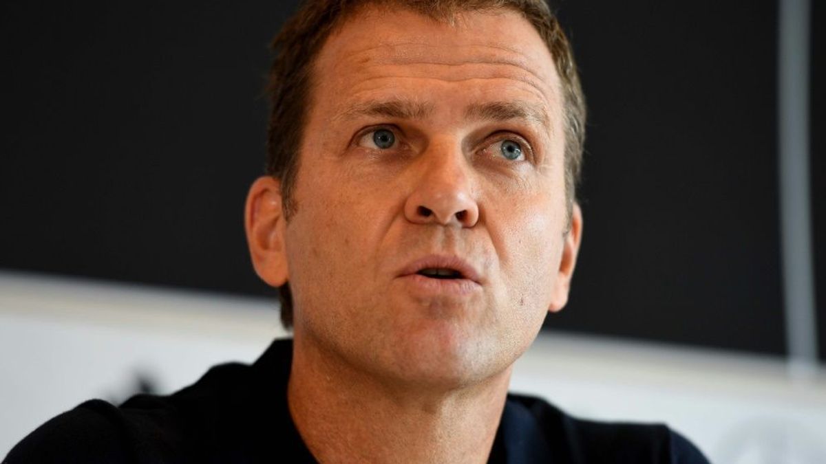 Bierhoff warnt Weltfußball: "Irgendwann knallt es"
