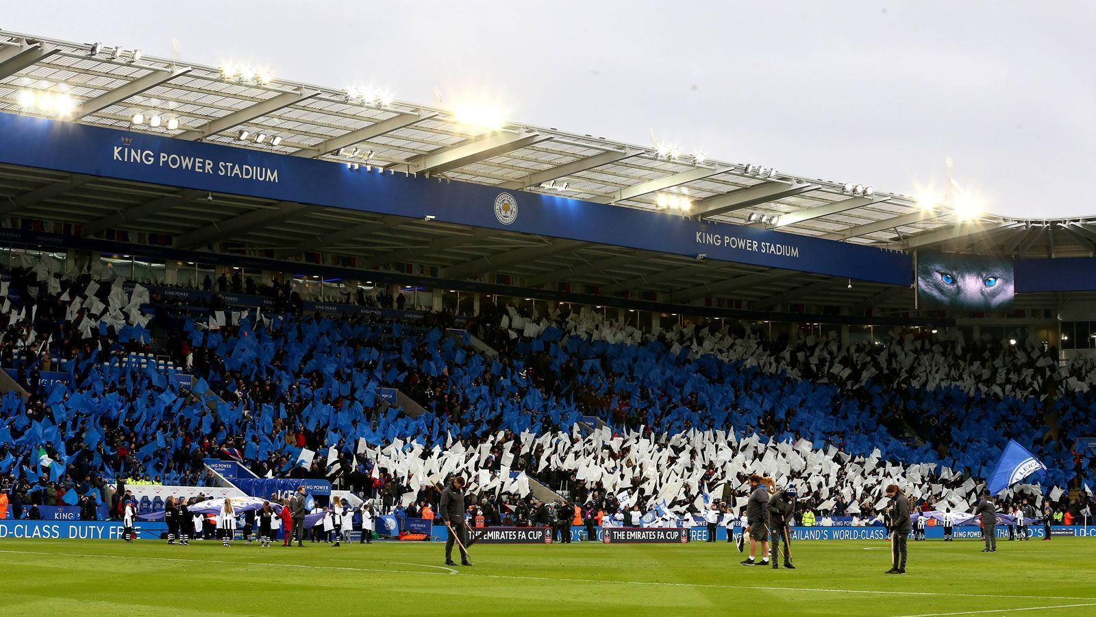 
                <strong>8. Platz: Leicester City (44 Mio Euro)</strong><br>
                Eigentümer: Srivaddhanaprabha Familie (Thailand)Übernahme: 2010
              