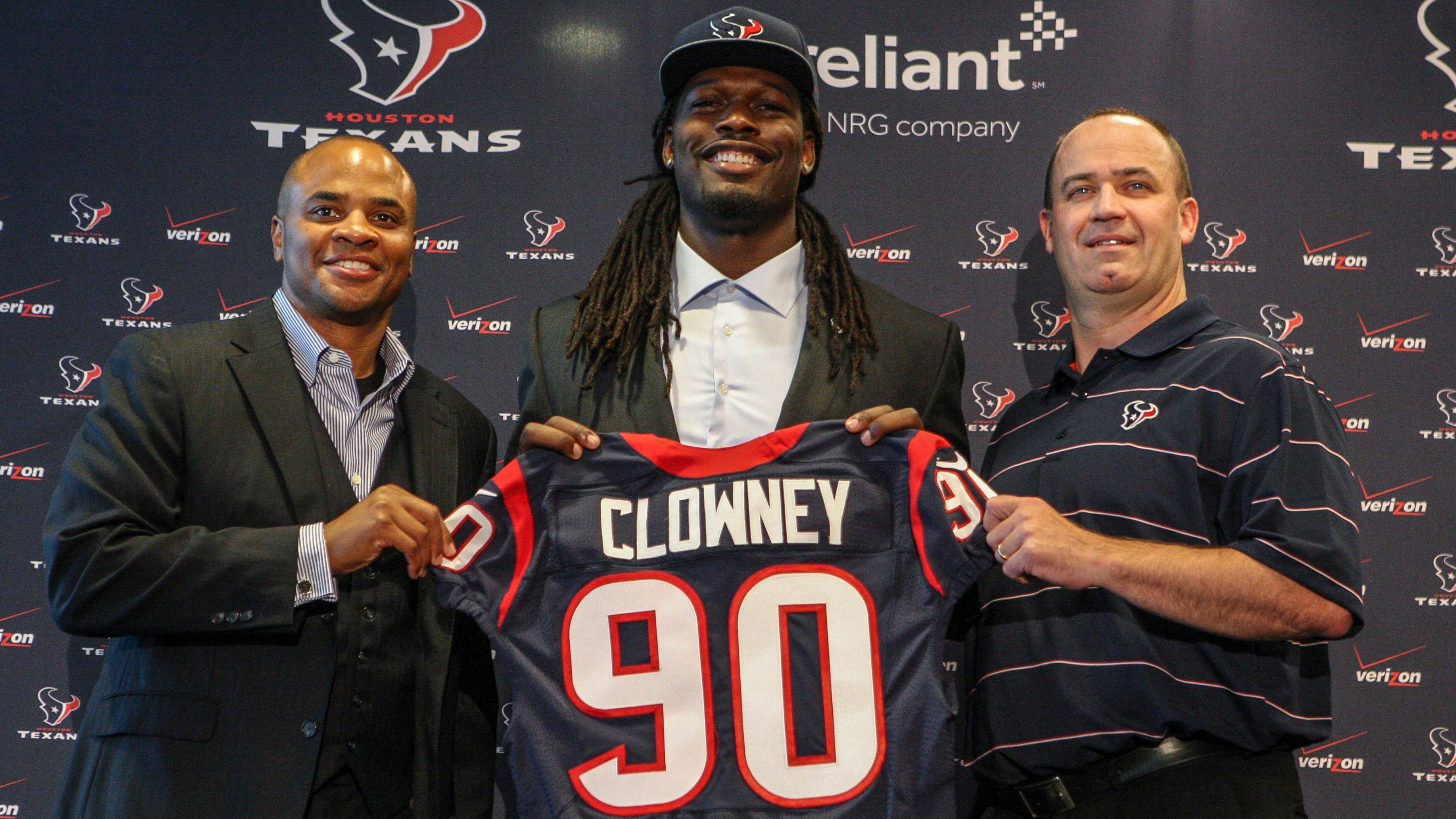 <strong>Jadeveon Clowney - 2014</strong><br>Position: Defensive End<br>Draft-Team: Houston Texans <br>Erfolge: 3x Pro Bowl<br>Karriereende: noch aktiv