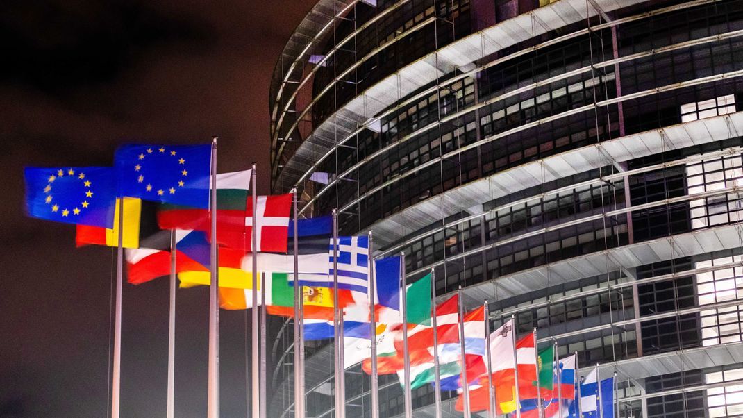 Das EU-Parlament steht im Fokus umfangreicher Korruptionsermittlungen belgischer Ermittler. Foto: Philipp von Ditfurth/dpa +++ dpa-Bildfunk +++