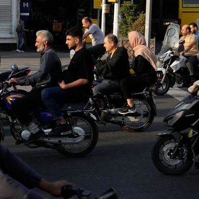 Teheraner flüchten aus Sorge vor israelischen Angriffen aus der Stadt