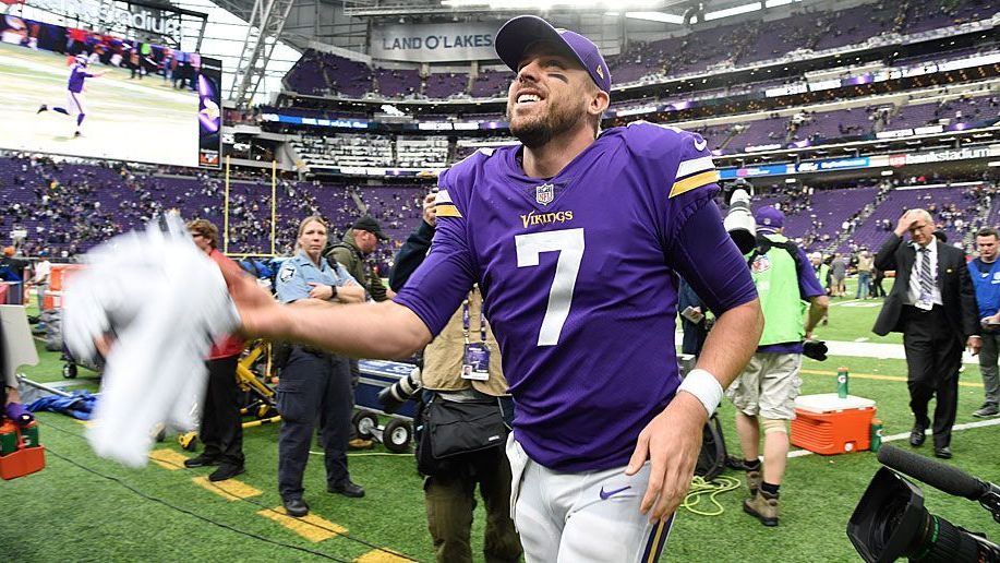<strong>SB LII (2017) – Vikings vs. Jaguars → Vikings gewinnen</strong><br> Ohne Brady setzen sich in den Championship Games zwei Überraschungsteams durch. In einem defensiv geprägten Finale steht es zur Halbzeit 10:10. Case Keenum bleibt ruhig, während Minnesotas Defense im vierten Viertel zweimal zuschlägt. Ein Pick-Six gegen Bortles entscheidet das Spiel – 21:17 für die Vikings.
