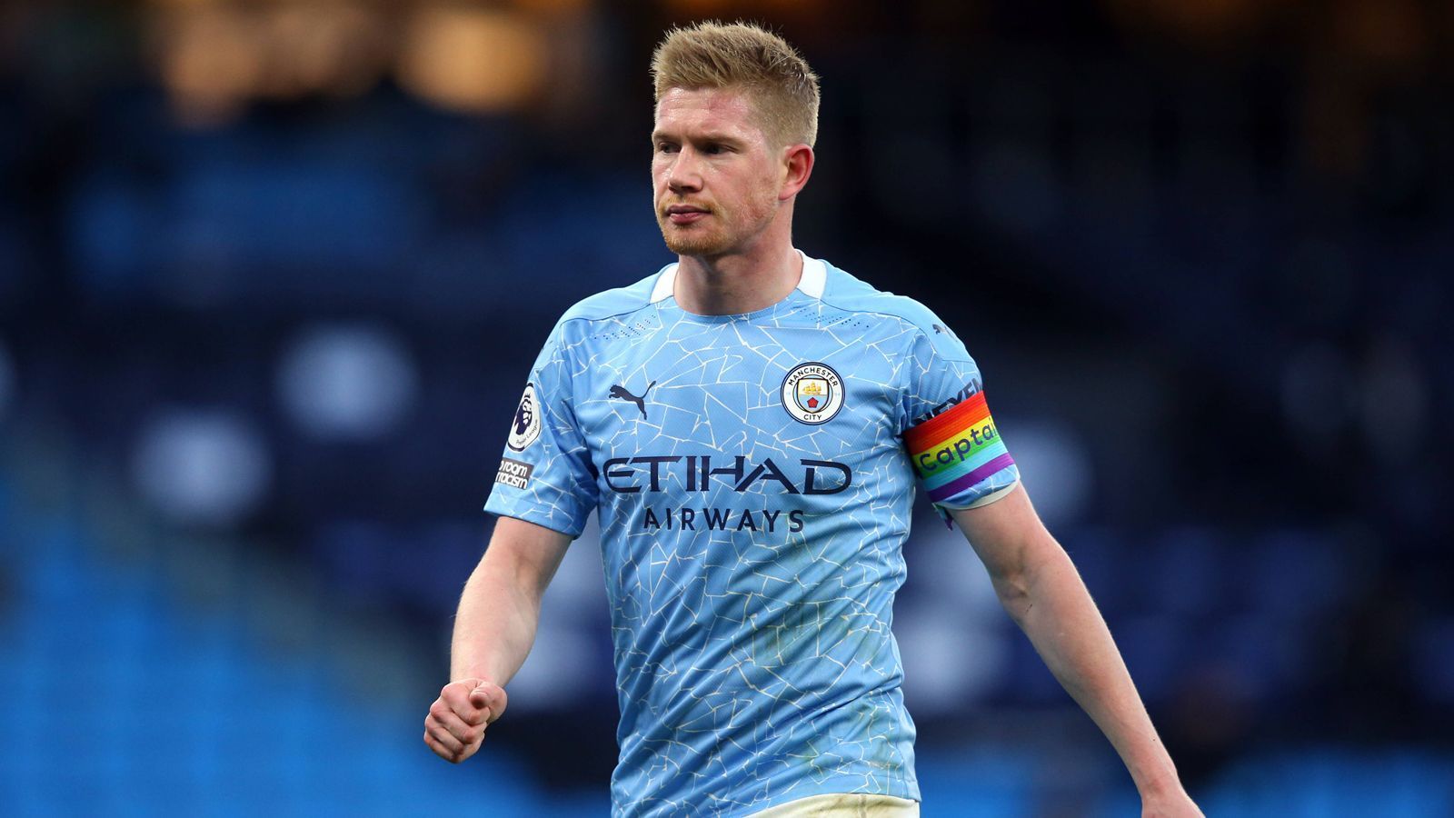 
                <strong>Kevin De Bruyne</strong><br>
                - Position: Zentrales Mittelfeld- Verein: Manchester City- 3. Nominierung
              