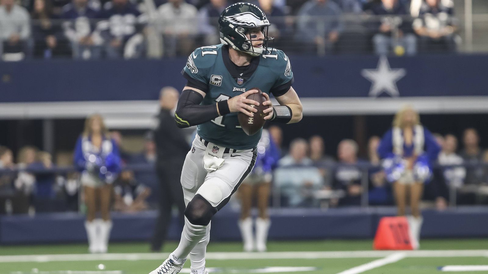 
                <strong>Platz 13: Carson Wentz</strong><br>
                Team: Philadelphia EaglesPosition: Quarterback
              