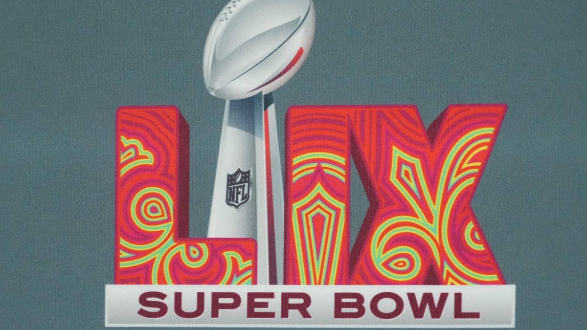 NFL, American Football Herren, USA Super Bowl LIX-Kansas City Chiefs press conference, PK, Pressekonferenz Feb 4, 2025; New Orleans, LA, USA; Super Bowl LIX logo on a backdrop before a press confer...