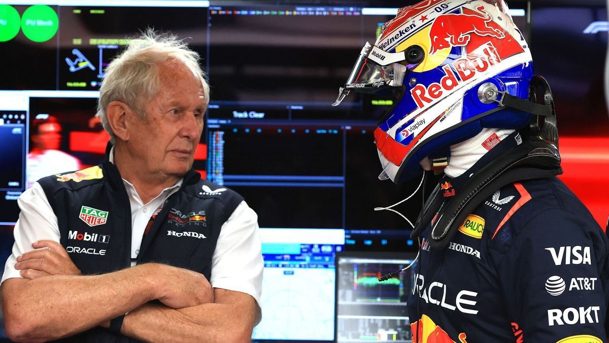 Max Verstappen im Gespräch mit Helmut Marko beim Grand Prix von China 2025