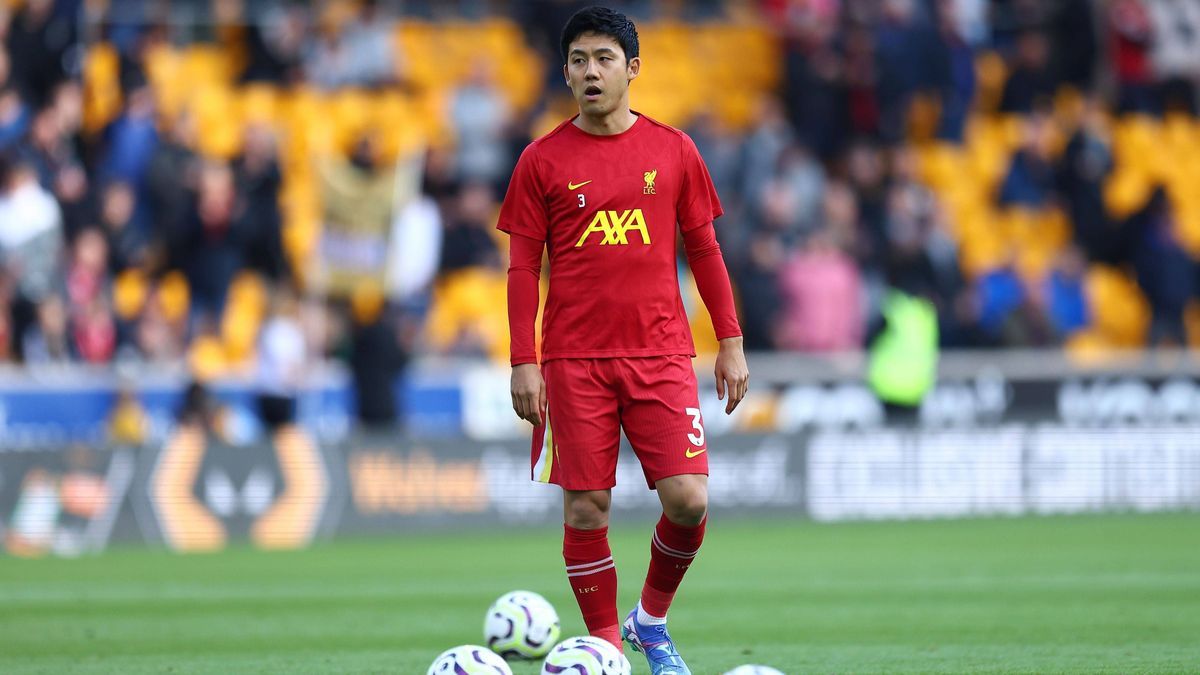 Wataru Endo of Liverpool Wolverhampton Wanderers v Liverpool, Premier League, Football, Molineux, London, UK, 28 Sep 2024 EDITORIAL USE ONLY No use with unauthorised audio, video, data, fixture lis...