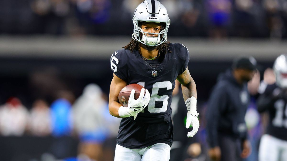 LAS VEGAS, NV - DECEMBER 14: Las Vegas Raiders wide receiver Jakobi Meyers (16) warms up before the Los Angeles Chargers vs Las Vegas Raiders game on December 14, 2023, at Allegiant Stadium in Las ...