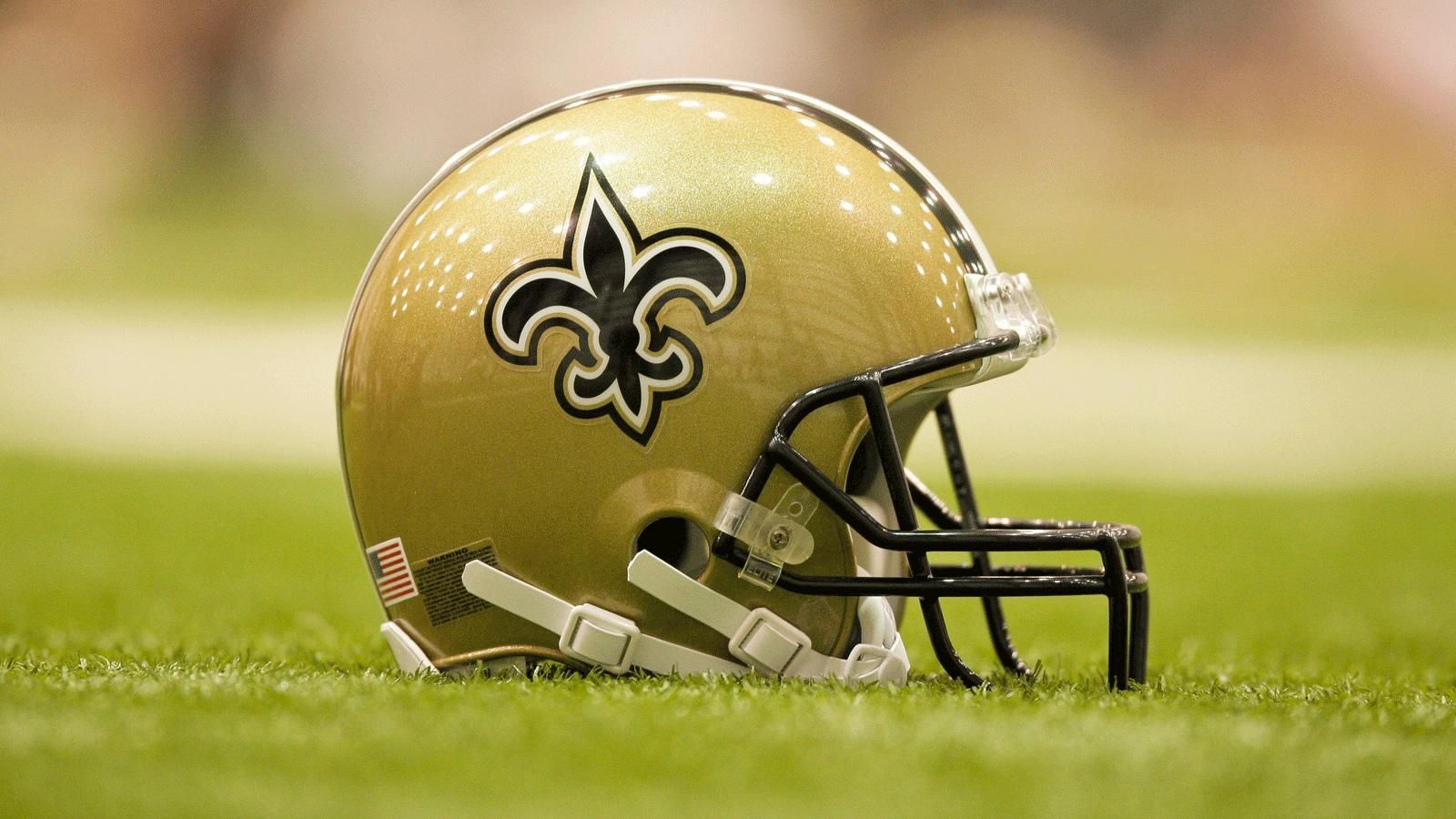 
                <strong>New Orleans Saints</strong><br>
                New Orleans war und ist weltberühmt für Jazz-Musik und das Lied "When the Saints Go Marching In". Daher wurde der Name Saints (englisch für die Heiligen) auch für das Football-Team auserkoren.
              