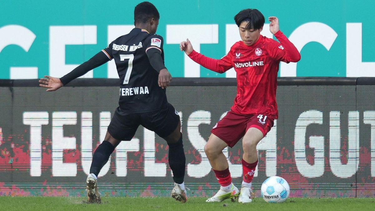 Zeigte sich bereits in der 2. Liga: Daisuke Yokota (r.)