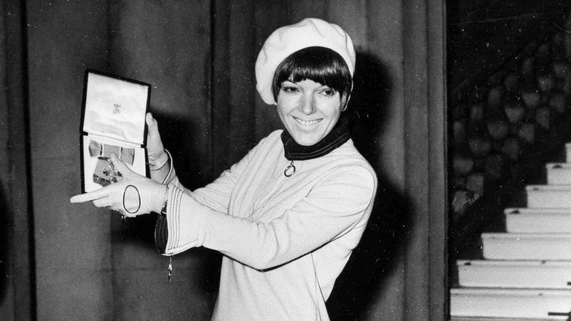 Mary Quant (11. Februar 1930 - 13. April 2023), britische Modedesignerin