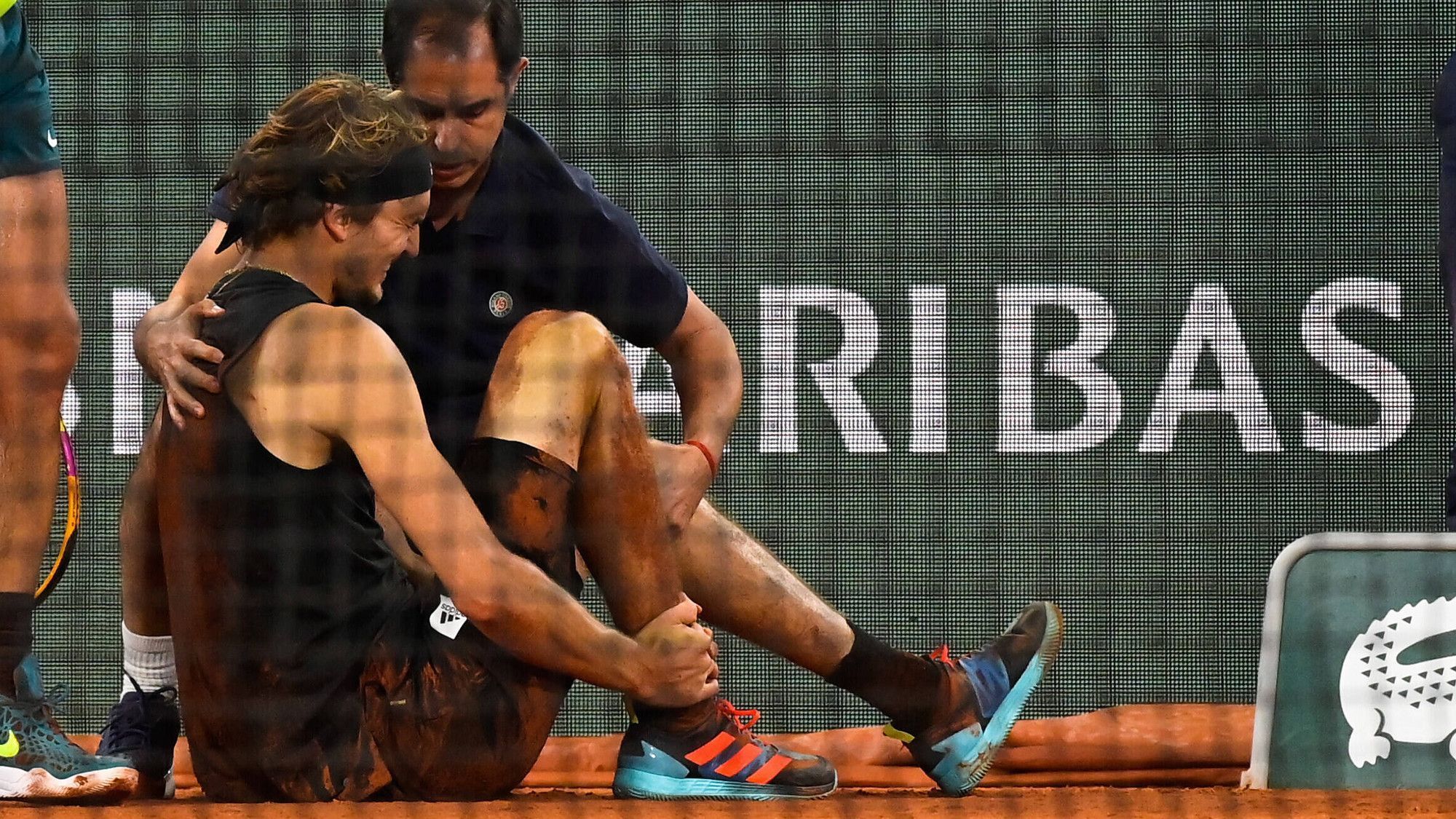 Verletzung stoppt Alexander Zverev gegen Nadal in Paris