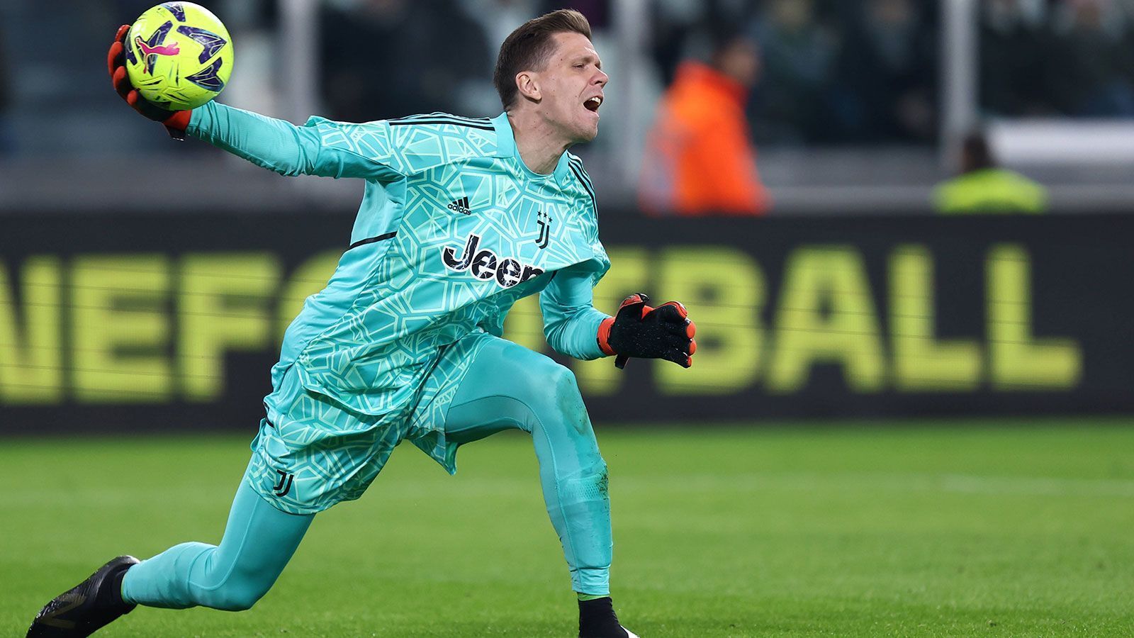 
                <strong>Platz 4: Wojciech Szczesny</strong><br>
                &#x2022; Verein: Juventus Turin (Serie A)<br>&#x2022; elf Weiße Westen in 18 Spielen<br>&#x2022; Quote: 61,1 Prozent<br>
              