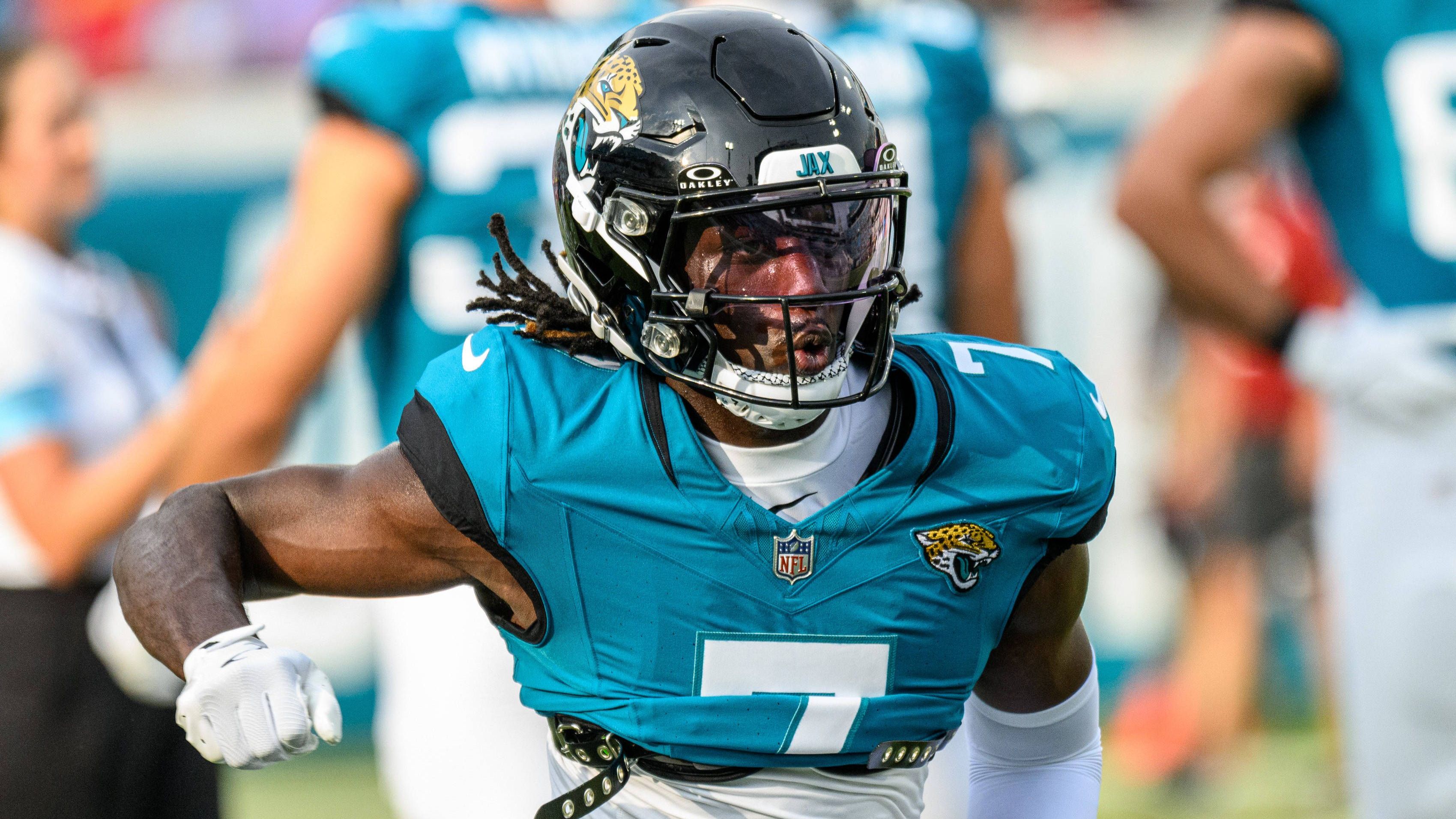 <strong>Brian Thomas Jr. (Wide Receiver; Jacksonville Jaguars)</strong><br>Kein Calvin Ridley mehr, kein Zay Jones mehr - es hat sich einiges verändert bei den Jaguars. Erstrundenpick Thomas dürfte direkt in diese Lücke springen und ein wichtiges Target für Quarterback Trevor Lawrence werden.