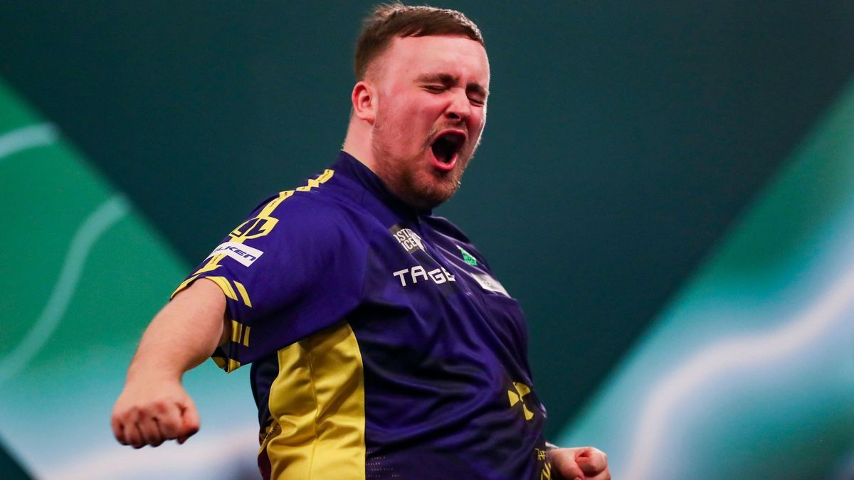 Paddy Power World Darts Championship Luke Littler celebrates and gestures winning the match during the Paddy Power World Darts Championship Semi-Final between Stephen Bunting and Luke Littler at Al...