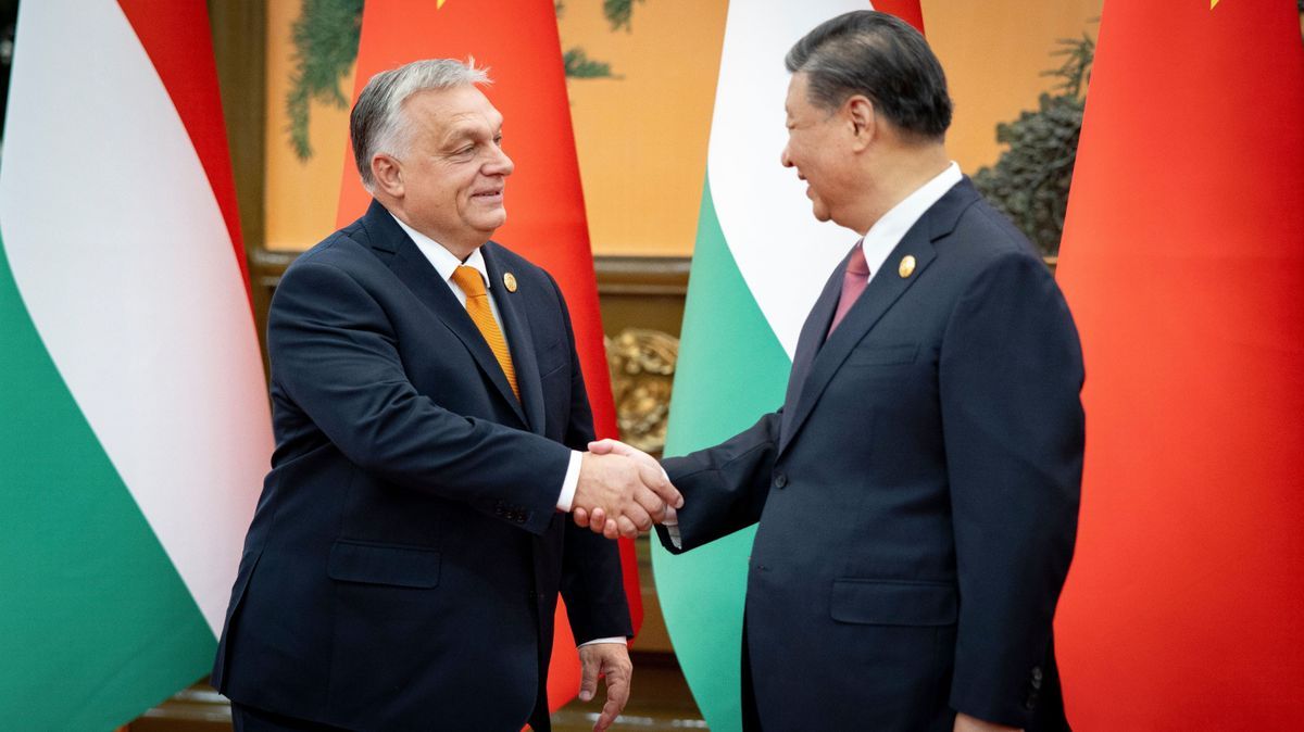 Viktor Orban in China