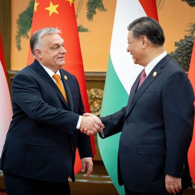 Viktor Orban in China