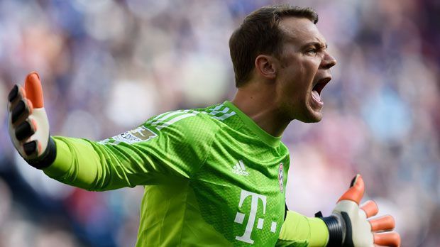 
                <strong>Neuer warnt vor Überheblichkeit</strong><br>
                Manuel Neuer - gegen Köln selbst nicht fehlerlos - legte schon einmal den Finger in die Wunde. "Man darf sich nicht zu sicher sein, dass man einfach irgendwie Deutscher Meister wird mit 95 Prozent." Fazit: Die Bayern sind zwar auf Kurs, werden ihren eigenen Ansprüchen aber noch nicht gerecht.
              