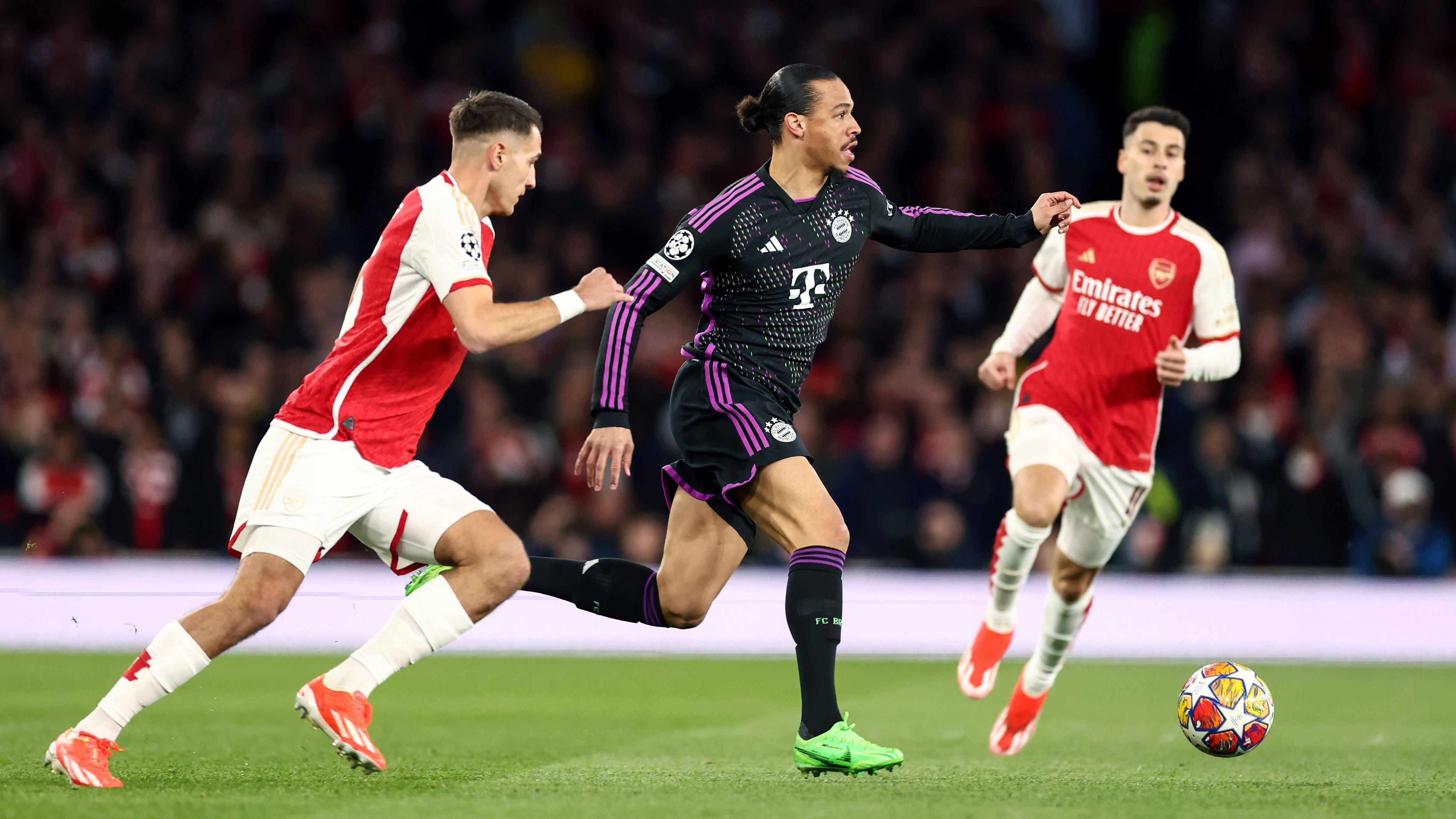 <strong>Leroy Sane (FC Bayern München)</strong><br>Hochmotiviert nach überstandenen Leistenproblemen. Leitet mit einem herrlichen Pass das 1:1 ein und verursacht durch sein unwiderstehliches Solo, das Saliba nur mit einem Foul stoppen kann, den Elfmeter zum 1:2 ein. Verpasst dann jedoch nach einem Konter frei vor Raya das 1:3 nachzulegen (36.). Nach der Pause nicht mehr so effektiv, bleibt häufiger hängen und macht nach 66 Minuten Platz für Coman. <strong><em>ran</em>-Note: 2</strong>