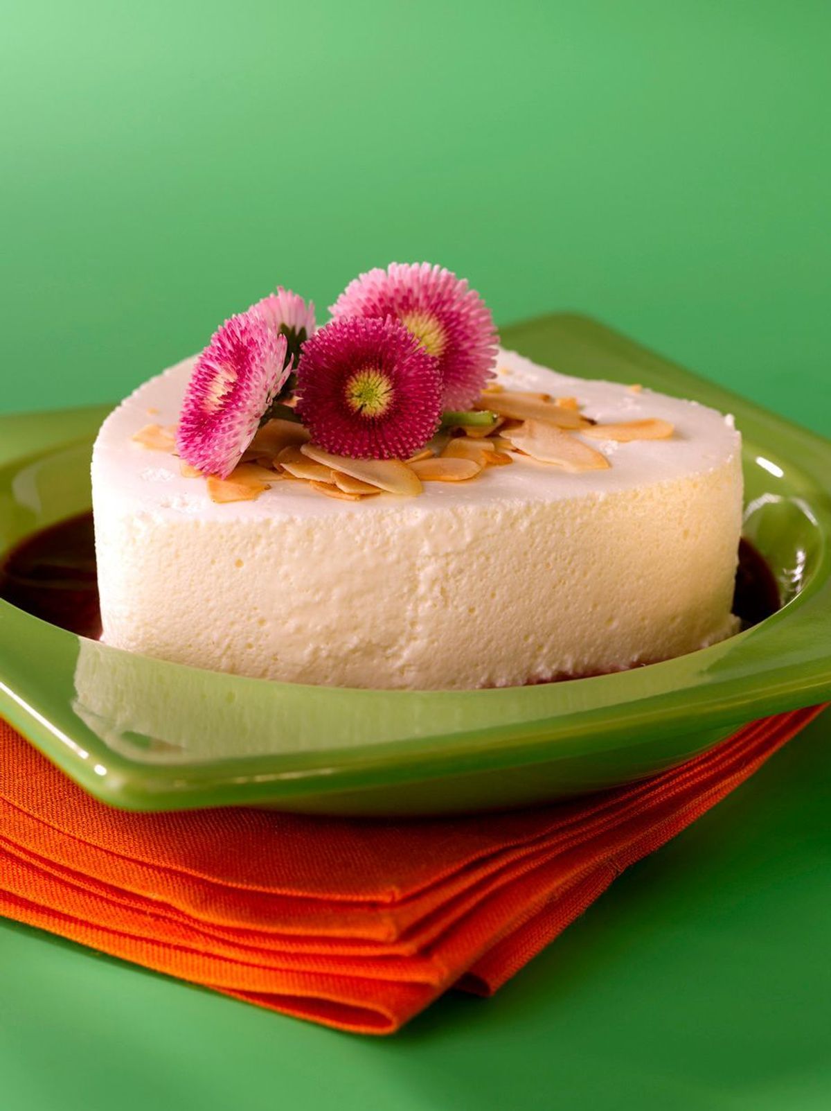 Enie backt: Rezept-Bild Almond blancmange		