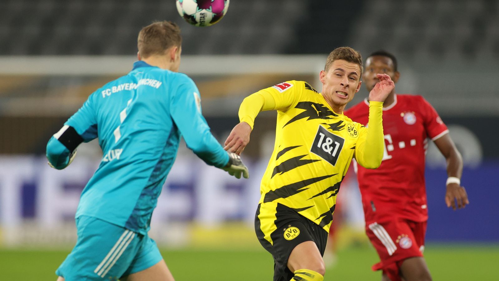 
                <strong>Thorgan Hazard (Borussia Dortmund)</strong><br>
                Nach gut einer Stunde ersetzt er Sancho und prüft direkt Neuer. Ansonsten bleiben von ihm aber keine nennenswerten Szenen in Erinnerung. ran-Note: 4
              