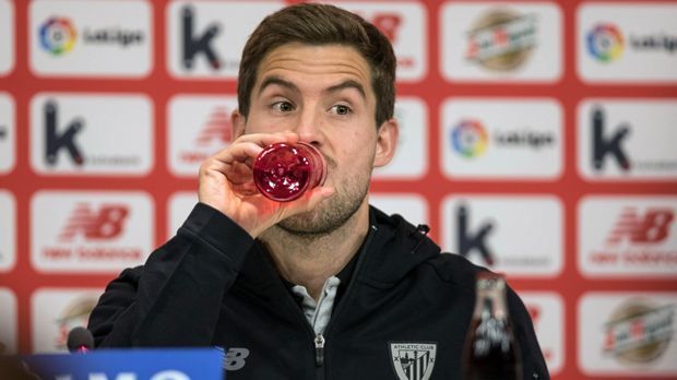 
                <strong>Abwehr - Inigo Martinez</strong><br>
                Ablösesumme: 32 Millionen EuroVorherige Verein: Real Sociedad San Sebastian (Spanien)Wechsel zu: Athletic Bilbao (Spanien)Vertrag bis: Ende Juni 2023
              