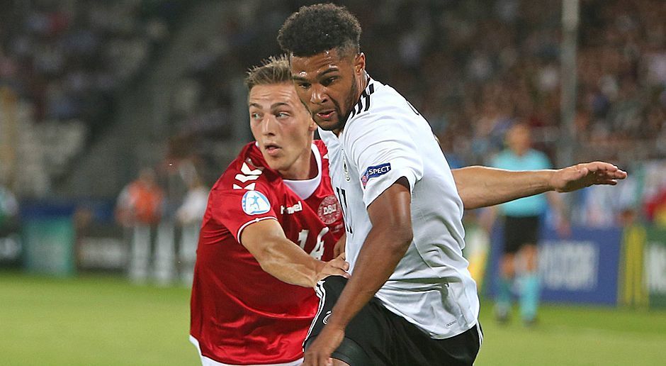 
                <strong>Serge Gnabry</strong><br>
                Die ersten 20 Minuten als Linksaußen fast unsichtbar, dann aber ein starkes Solo und eine schöne Vorlage für Meyer, der verzog. Danach war Gnabry auf links immer wieder aktiv, glänzte dabei vor allem als Vorlagengeber. In der 80. Minute wurde er ausgewechselt. ran.de-Note: 2
              