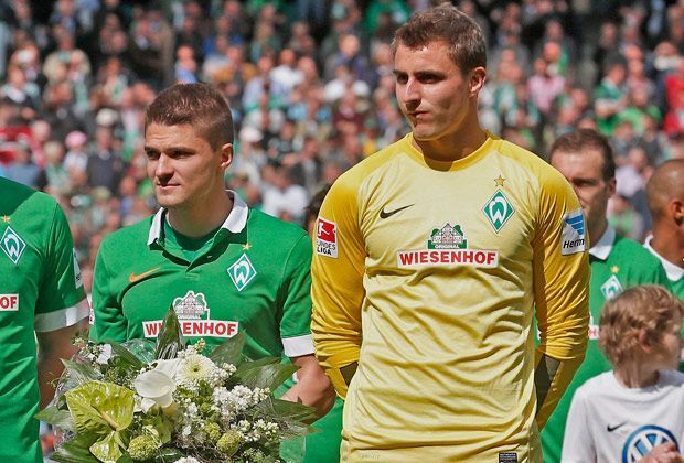 
                <strong>Alexandar Ignjovski / Sebastian Mielitz (Werder Bremen)</strong><br>
                Auch der Serbe Alexandar Ignjovski und der im Winter auf die Bank degradierte Sebastian Mielitz verlassen die Hanseaten. Ignjovski wechselt im Sommer nach Frankfurt, die Zukunft von Mielitz ist dagegen weiterhin offen.
              