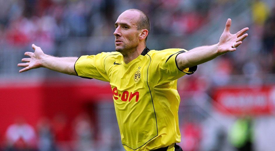 
                <strong>4. Jan Koller</strong><br>
                Platz 4: Jan Koller, Tschechien, 79 Tore (2001 - 2006)
              