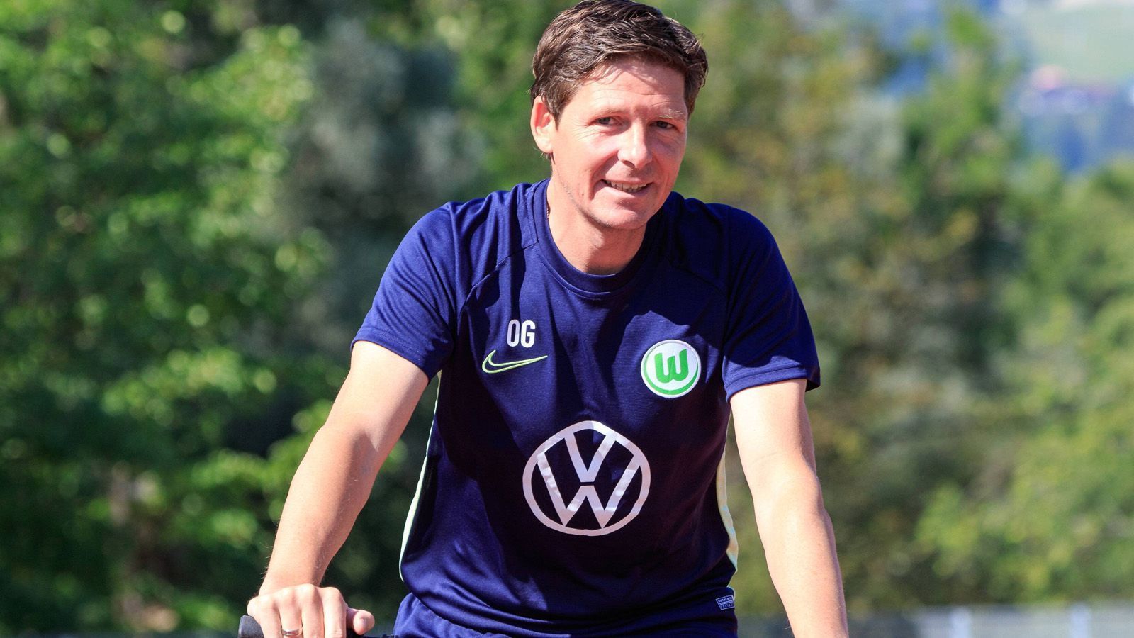 
                <strong>Oliver Glasner (VfL Wolfsburg)</strong><br>
                Wettquote: 15/1
              