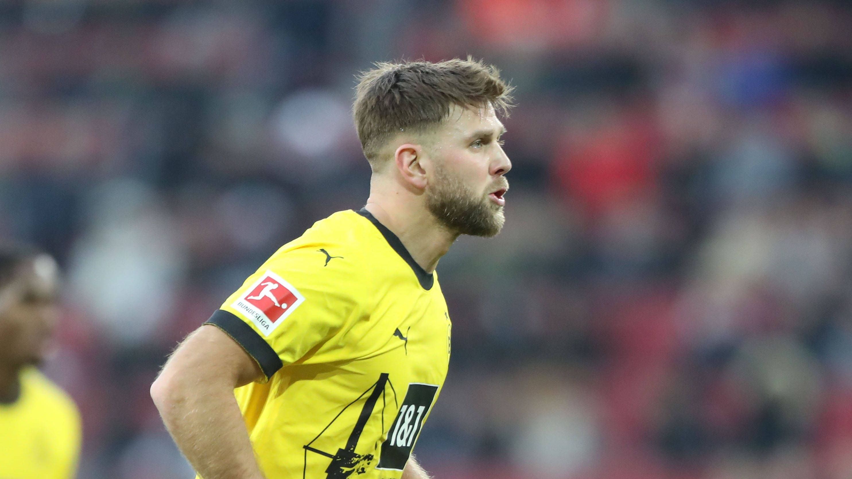 <strong>Niclas Füllkrug (Angreifer)<br></strong>Dieser Neuzugang hat voll eingeschlagen. Füllkrug ist mit fünf Toren und fünf Vorlagen zweitbester BVB-Scorer in der Liga und bringt neben seinen Zahlen auch viel Mentalität mit ins Team. An ihm liegt es nicht, dass die Dortmunder ihren Ansprüchen in der Bundesliga hinterherlaufen. <strong><em>ran</em>-Weihnachtsnote: 2</strong>