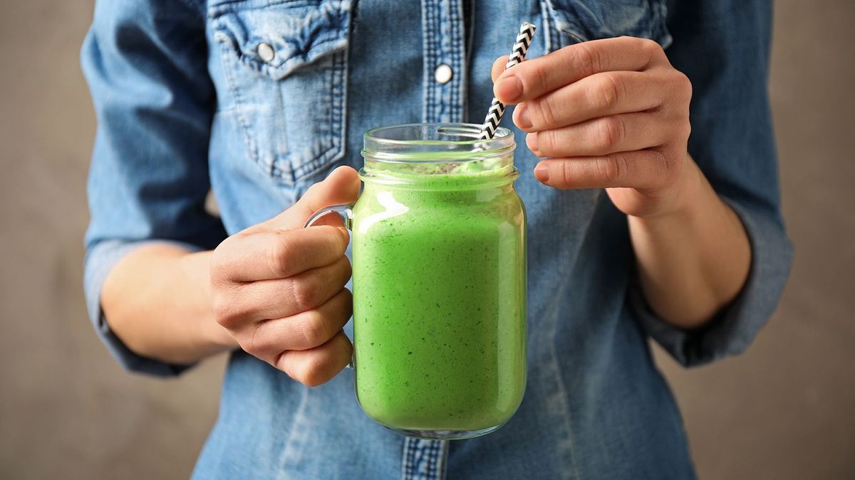 SAT.1 Frühstücksfernsehen | Rezepte | Grüner Smoothie mit Kohl