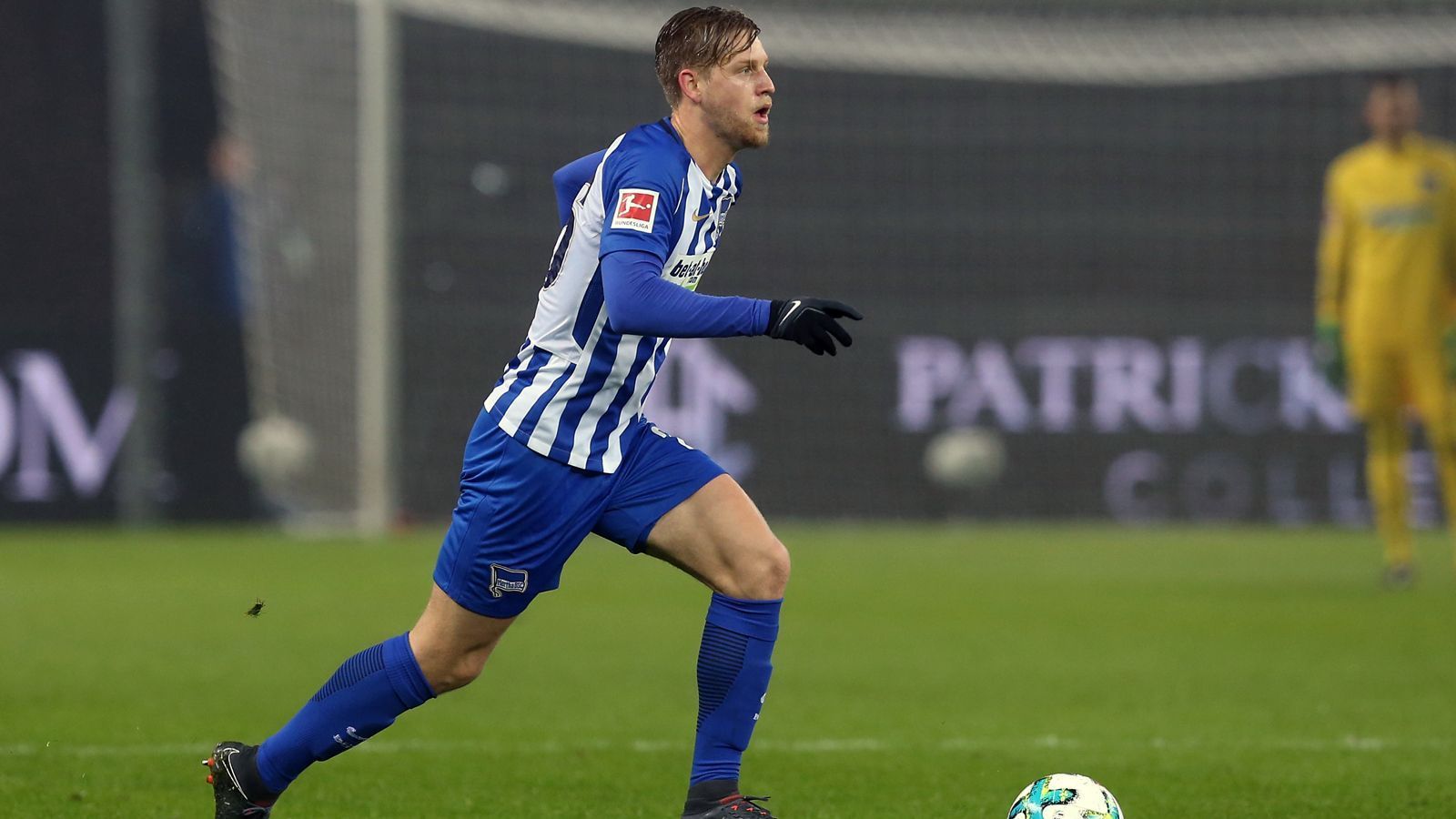 
                <strong>Arne Maier (Hertha BSC)</strong><br>
                Position: Defensiver MittelfeldspielerAlter: 19 JahreNationalität: Deutschland
              
