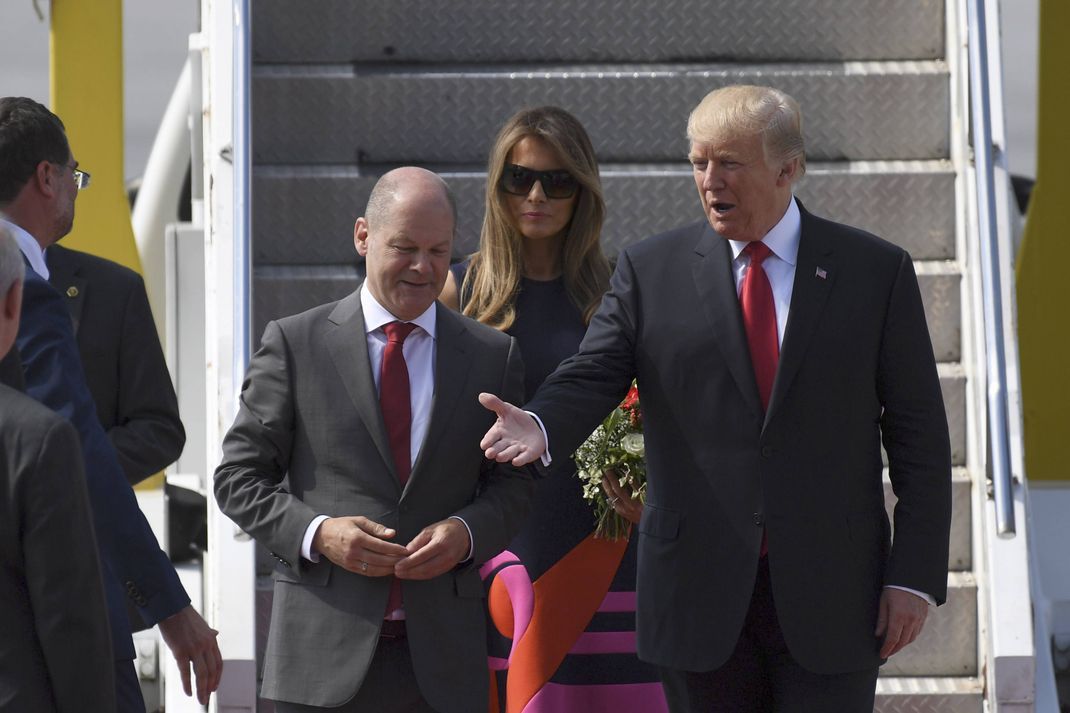 Im Jahr 2017 begrüßte Olaf Scholz den damaligen US-Präsidenten Trump (rechts) zum G20-Gipfel in Hamburg.