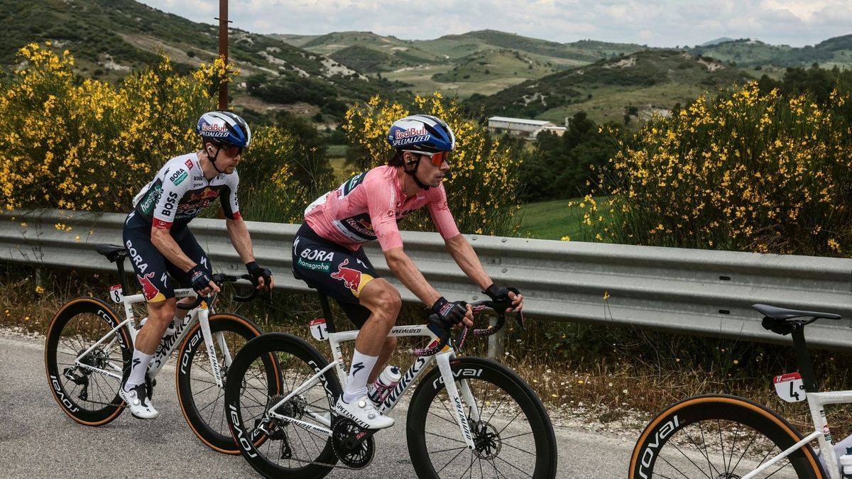 Auf der zweiten Etappe in Rosa unterwegs: Primoz Roglic