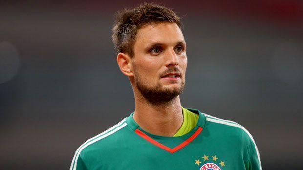 
                <strong>Sven Ulreich</strong><br>
                Sven Ulreich: Wurde in der siebten Minute erstmals geprüft und war sofort zur Stelle. Rund 20 Minuten später überzeugte Ulreich erneut mit einer starken Parade, wirkte aber bei einem Zagreb-Freistoß unsicher, als er am Ball vorbei sprang. Trotz fehlender Abstimmung mit seinen Vorderleuten ein guter Rückhalt für die Bayern. ran-Note:3+
              