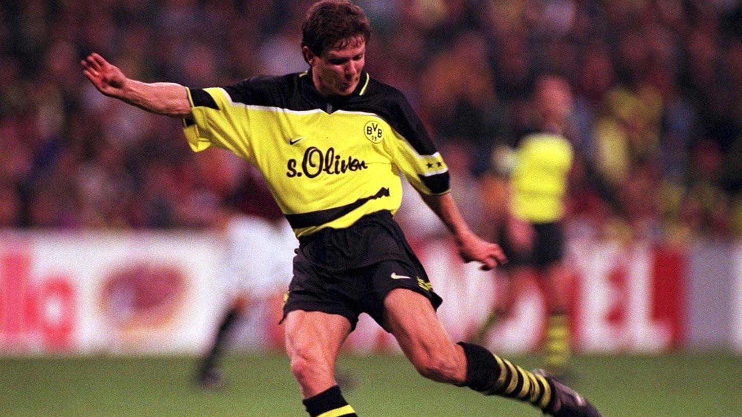 
                <strong>Andreas Möller (1988 bis 1990 und 1994 bis 2000 beim BVB)</strong><br>
                Der gebürtige Frankfurter wechselte als 20-Jähriger von der Eintracht zum BVB und holte 1990 mit den Dortmundern den DFB-Pokal. Schnell erkämpfte sich der Mittelfeldspieler einen Stammplatz in Dortmund und wurde Leistungsträger. Nach dem WM-Triumph 1990 mit dem DFB-Team zog es ihn aber über Frankfurt ins damalige Fußball-Paradies Italien, wo er 1993 mit Juventus UEFA-Pokalsieger wurde. Ein Jahr später kehrte er nach Dortmund zurück. Dort war er sofort wieder der Alte und fühlte sich so wohl wie noch nie. Mit dem BVB feierte er auch den größten Erfolg seiner Klub-Karriere: 1997 gewann er mit den Schwarz-Gelben die Champions League. ran-Rückkehr-Note: 1
              