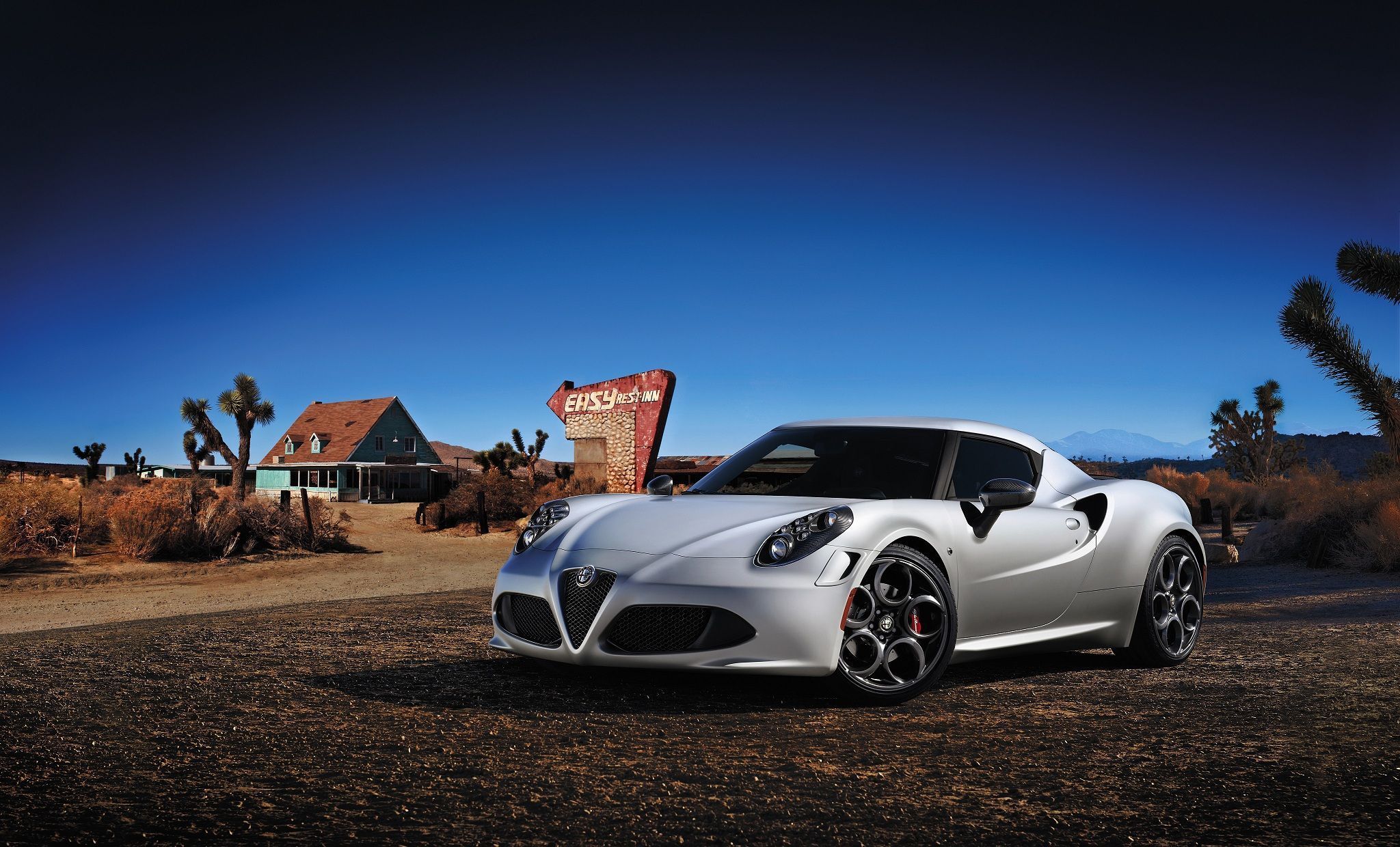 Auto-Neuheiten - März 2013 - Alfa Romeo 4C